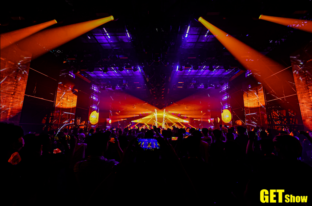 舞台灯光秀 舞台灯光秀