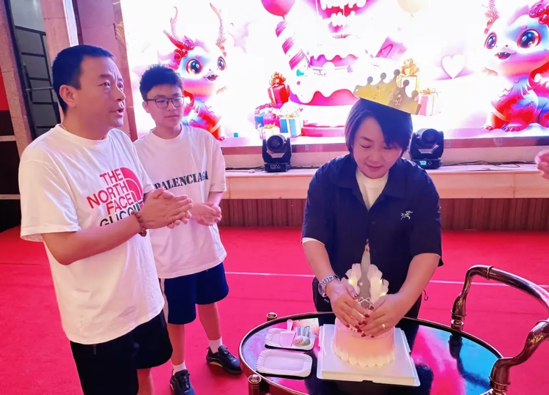 酷游九州LED显示屏